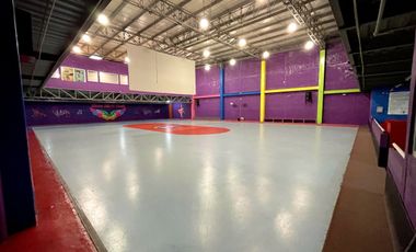Venta de bodega o nave industrial  (antes Pista de Patinaje)