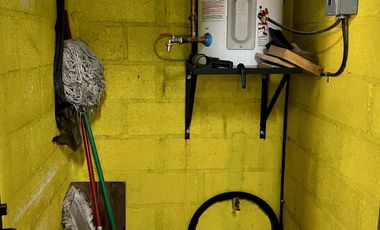 Venta de bodega o nave industrial  (antes Pista de Patinaje)