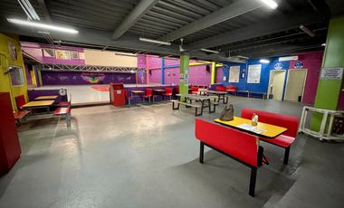 Venta de bodega o nave industrial  (antes Pista de Patinaje)