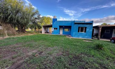 Casa en venta - 2 Dormitorios 1 Baño - Saladillo