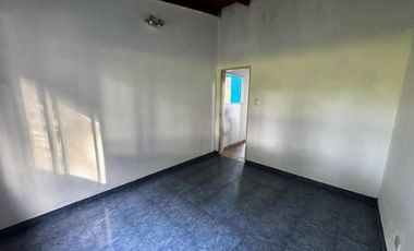 Casa en venta - 2 Dormitorios 1 Baño - Saladillo