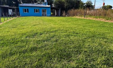 Casa en venta - 2 Dormitorios 1 Baño - Saladillo