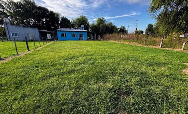 Casa en venta - 2 Dormitorios 1 Baño - Saladillo