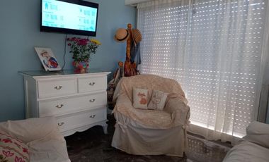 Departamento en venta - 2 Dormitorios 1 Baño - Lobos