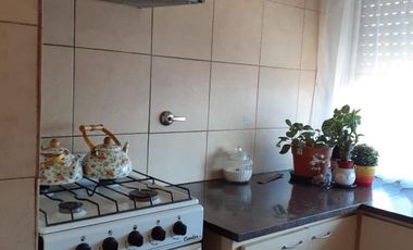 Departamento en venta - 2 Dormitorios 1 Baño - Lobos