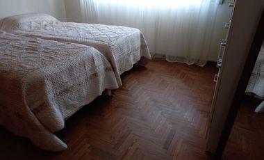 Departamento en venta - 2 Dormitorios 1 Baño - Lobos