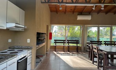 VENTA DEPARTAMENTO MONOAMBIENTE CON COCHERA  APTO CREDITO  VERDI 57