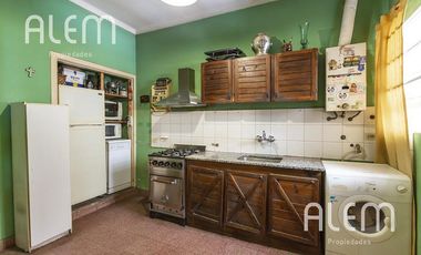 Casa de 3 dormitorios en Adrogue