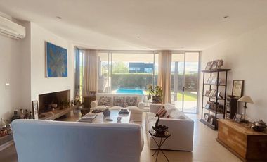 Casa en el Barrio Tipas