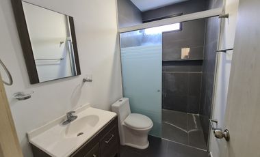 Casa en Venta Lomas de la Rioja / Frente a area verde