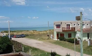 Casa en venta - 2 Dormitorios 2 Baños - Mar de Cobo