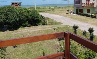 Casa en venta - 2 Dormitorios 2 Baños - Mar de Cobo