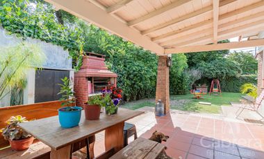 Venta de casa tipo chalet en Ranelagh