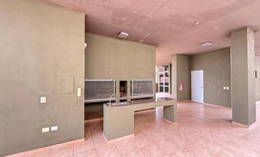 ALQUILER! Departamento de categoría de 2 dormitorios + dependencia en Santa Fe al 700, Barrio Norte