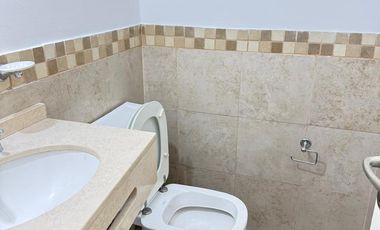 ALQUILER! Departamento de categoría de 2 dormitorios + dependencia en Santa Fe al 700, Barrio Norte