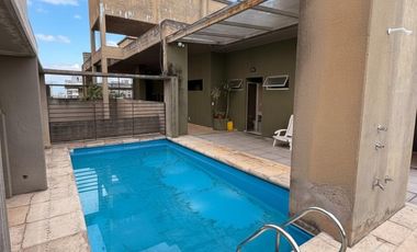 ALQUILER! Departamento de categoría de 2 dormitorios + dependencia en Santa Fe al 700, Barrio Norte