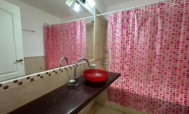 Casa en venta - 2 Dormitorios 2 Baños - Pinamar