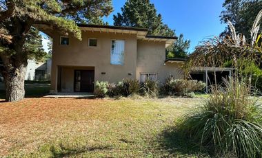 Casa en venta - 2 Dormitorios 2 Baños - Pinamar