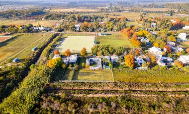 Venta casa de 3 dormitorios en Country Logaritmo.