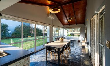 Venta casa de 3 dormitorios en Country Logaritmo.