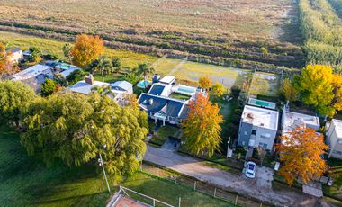 Venta casa de 3 dormitorios en Country Logaritmo.
