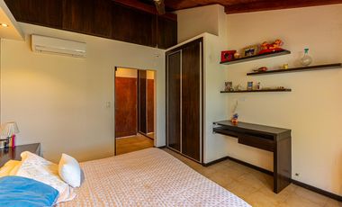 Venta casa de 3 dormitorios en Country Logaritmo.