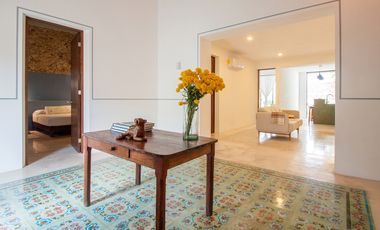 En Venta, Casa en el Centro, en San Sebastián, 2 recámaras, amueblada y equipada