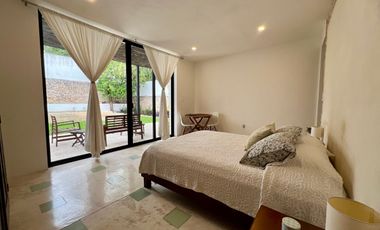 En Venta, Casa en el Centro, en San Sebastián, 2 recámaras, amueblada y equipada