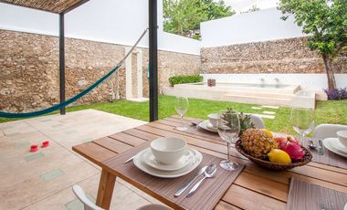 En Venta, Casa en el Centro, en San Sebastián, 2 recámaras, amueblada y equipada