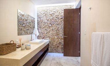 En Venta, Casa en el Centro, en San Sebastián, 2 recámaras, amueblada y equipada