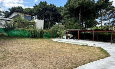 Casa en venta - 3 Dormitorios 2 Baños - Pinamar