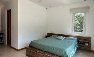 Casa en venta - 3 Dormitorios 2 Baños - Pinamar