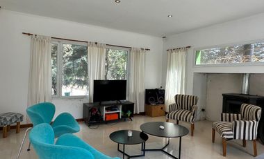 Casa en venta - 3 Dormitorios 2 Baños - Pinamar