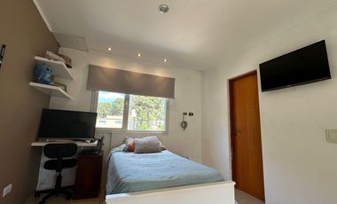 Casa en venta - 3 Dormitorios 2 Baños - Pinamar