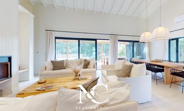 Casa en venta en Costa Esmeralda 5 ambientes