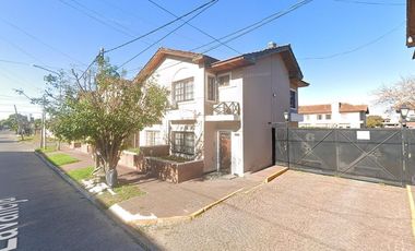 Casa en venta - 2 Dormitorios 2 Baños - Quilmes