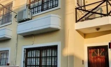 Casa en venta - 2 Dormitorios 2 Baños - Quilmes