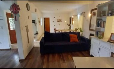 Casa en venta - 3 Dormitorios 2 Baños - Esteban Echeverria