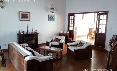 Venta casa chalet 4 ambientes con piscina en Don Bosco