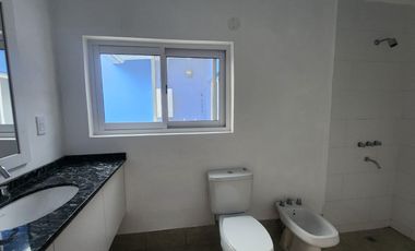 Casa en Villaguay sobre Avenida Leopoldo Herrera