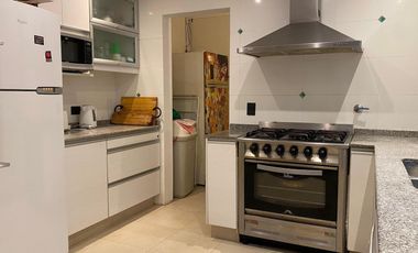 Casa en venta - 5 Dormitorios 4 Baños - Pinamar