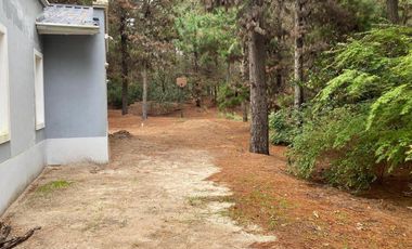 Casa en venta - 5 Dormitorios 4 Baños - Pinamar