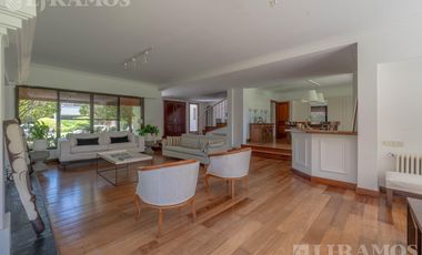 CASA EN SAN ISIDRO CHICO