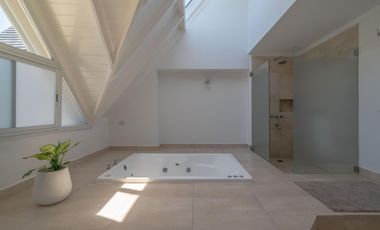 CASA EN SAN ISIDRO CHICO