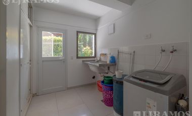 CASA EN SAN ISIDRO CHICO