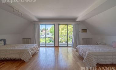 CASA EN SAN ISIDRO CHICO