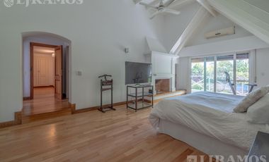 CASA EN SAN ISIDRO CHICO