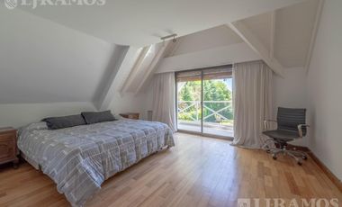 CASA EN SAN ISIDRO CHICO