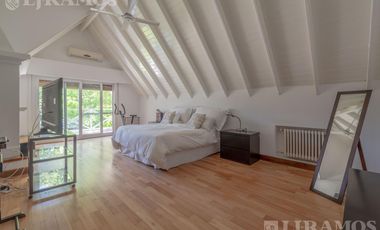 CASA EN SAN ISIDRO CHICO