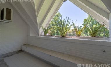 CASA EN SAN ISIDRO CHICO